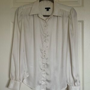 Ann Taylor Cream Blouse 100%Polyester XS size